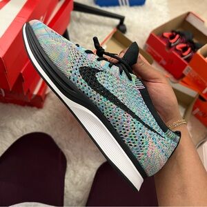 Nike Flyknit Racer - 7.5M/9W
